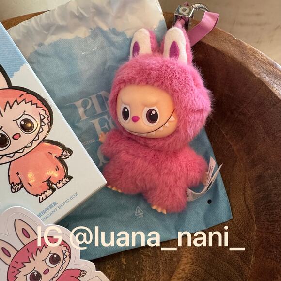 Pop Mart Pin for Love Letter Q Plush Pendant – Open Box - Picture 12 of 12